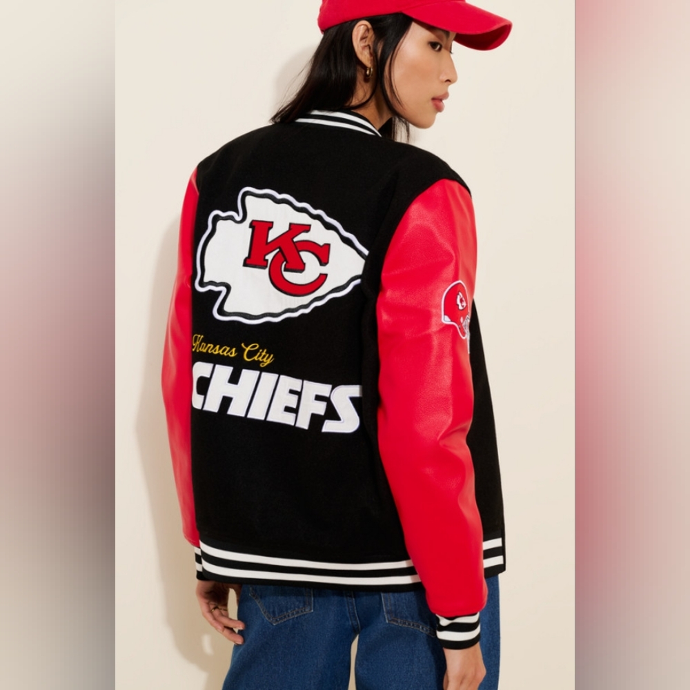 Taylor Swift SOLD OUT EVERYWHERE Kansas City Chiefs Women's Varsity Jacket Small